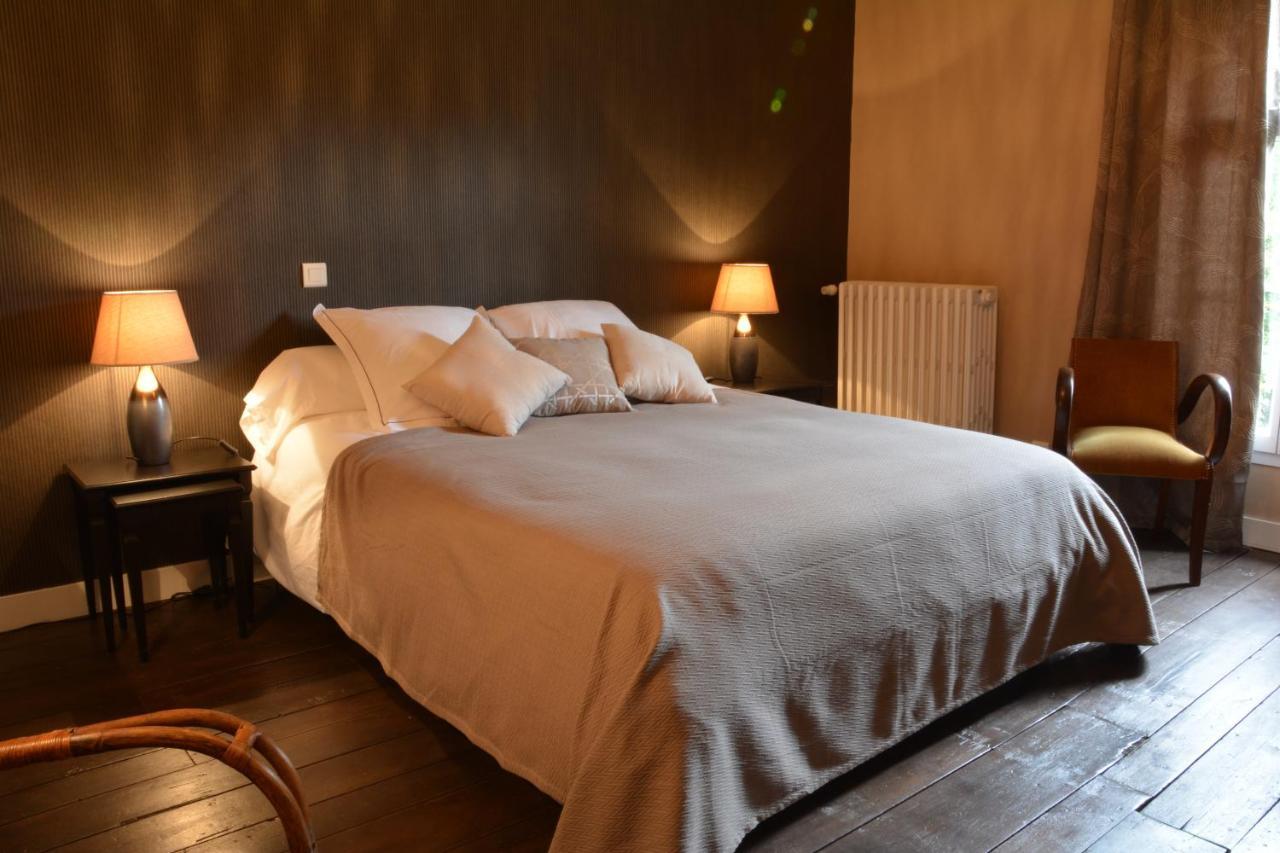 Ainsi De Suites - Chambres & Table D'Hotes - Spa & Massages Reugny  Buitenkant foto